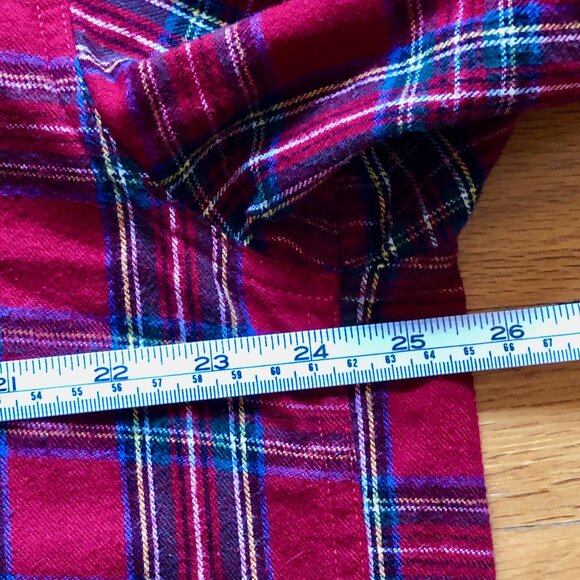 LL Bean Scotch Plaid Flannel Shirt - Picture 5 of 9